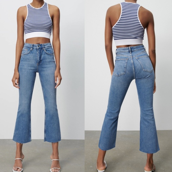 NEW ZARA CROPPED FLARE JEANS - Picture 2 of 3